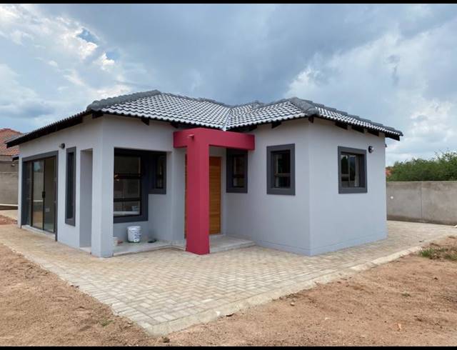 3 BEDROOM PROPERTY TO RENT IN CHROOM PARK